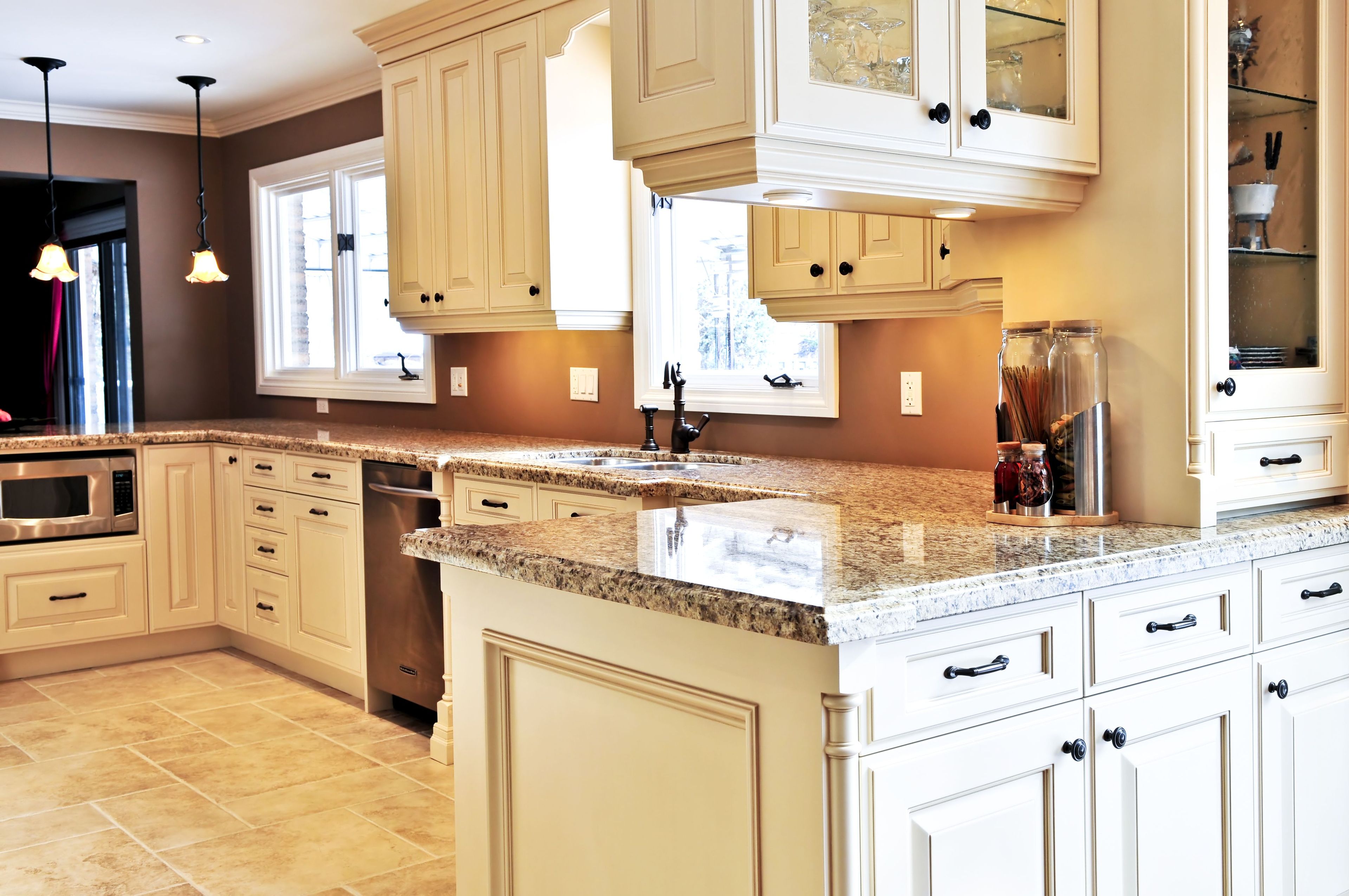 How to Choose Stylish Kitchen Cabinets for Stuart, Florida Homes