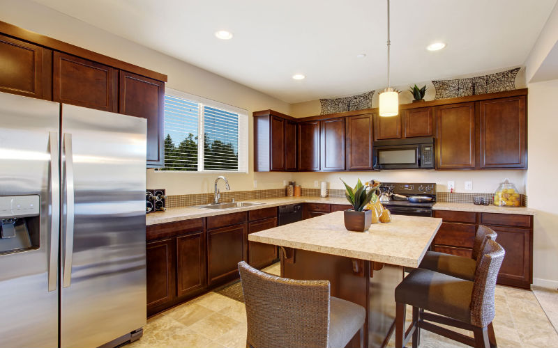 Give Your Kitchen a Facelift with New Cabinet Doors