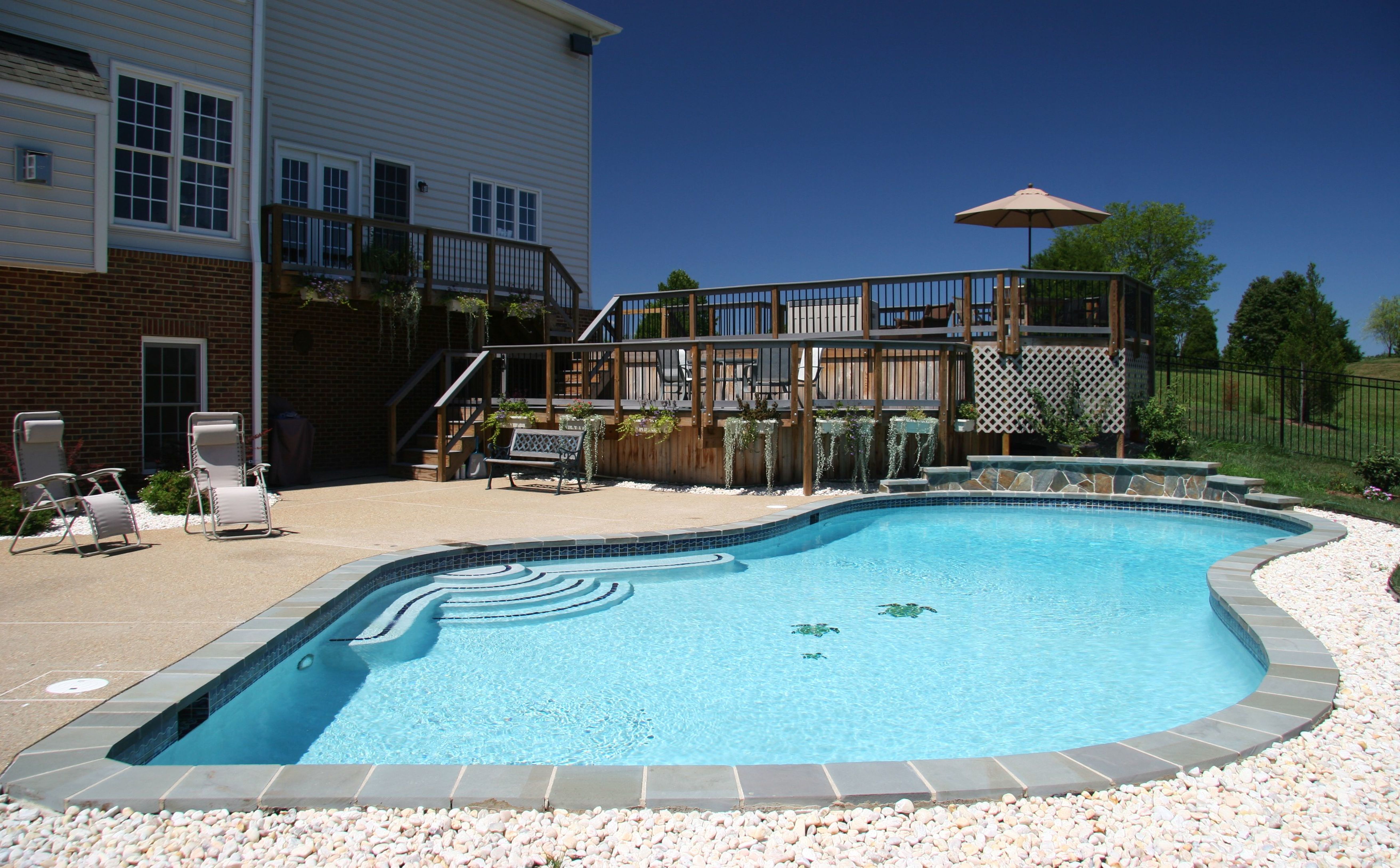 What to Expect From a Pool Maintenance Service in Newnan, GA