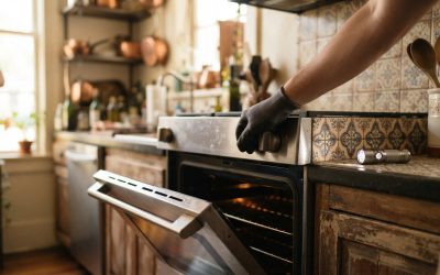 Safe Steps to Take Before Scheduling Oven Repair in New Orleans, LA